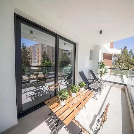 Apartment Casamar - Upscale One-bedroom By The Sea *