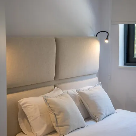 Casamar - Upscale One-bedroom By The Sea * Ларнака