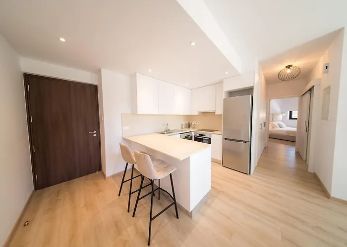 Casamar - Upscale One-bedroom By The Sea Ларнака