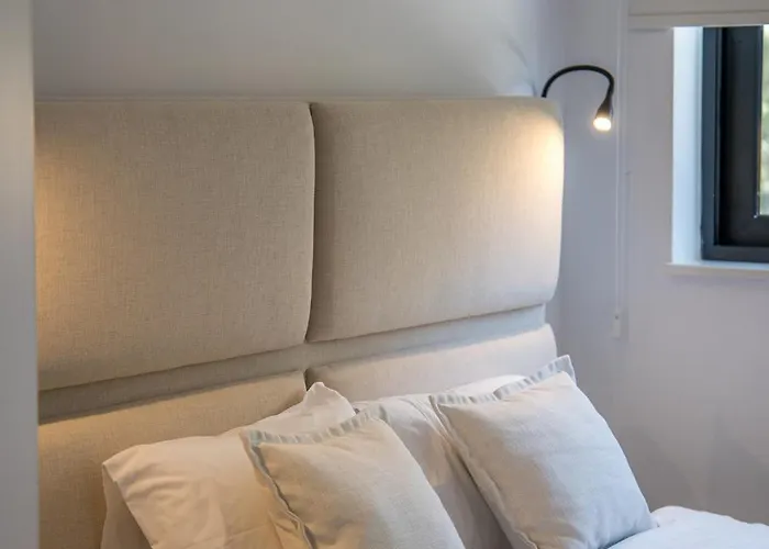 Casamar - Upscale One-bedroom By The Sea * Ларнака